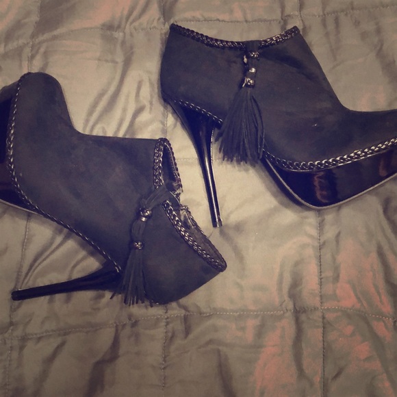 BAMBOO Shoes - Heels Never Been Worn